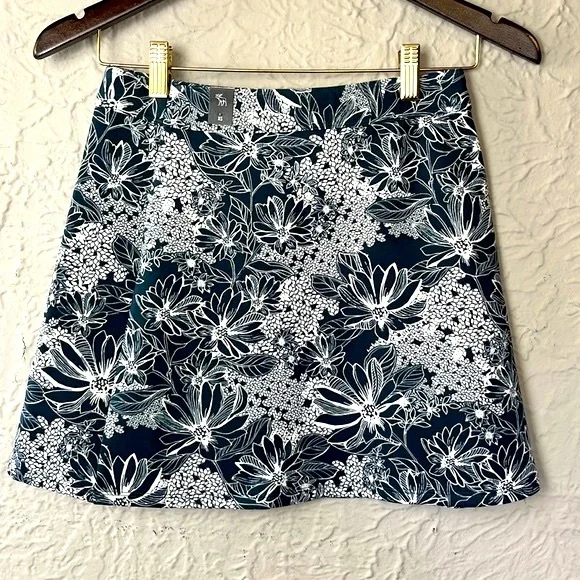 Abercrombie & Fitch Floral Wrap Skirt - Picture 3 of 10
